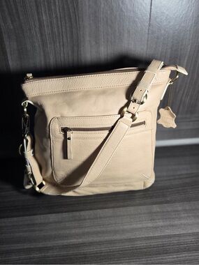Giani Bernini Neutral Beige Leather Crossbody with Front Zip Pocket